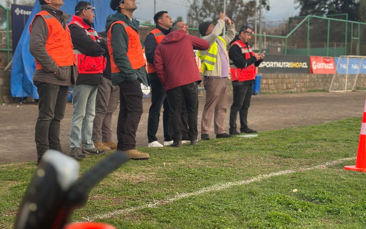 Primera generación de los Niveles 2 y 3 en línea, siguiendo el dron con la vista